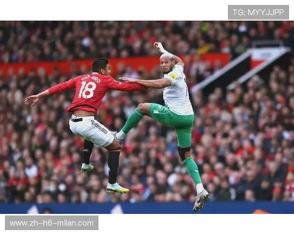 C罗对曼联怒批再起舆论风暴，英媒持续追踪