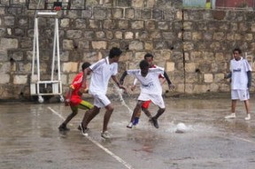 MILANSPORT下载-布隆迪男篮在非洲预赛中奋勇向前，战斗精神昂扬