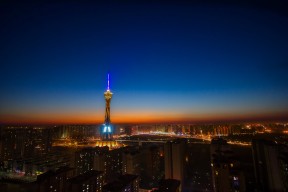 米兰体育APP-德甲球队视频分析提升防守站位调整效率的实证，德甲球队地理位置