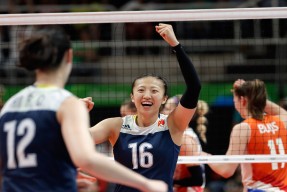 AC米兰-西班牙国家队主帅变更，战术调整迎新挑战