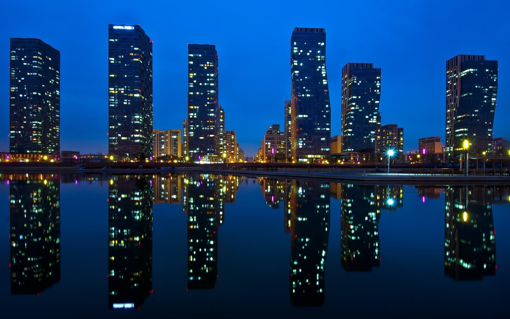 国家队引入模拟对抗系统提高战术执行熟练度,国家队模型