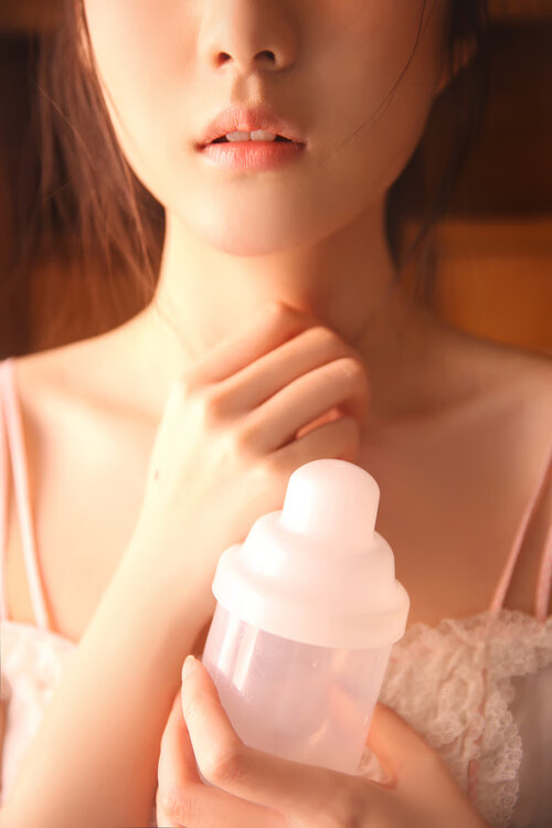 李恩：全黑队中场的“无声指挥官”，默默撑起全队攻防转换